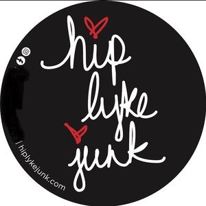 Meet your Posher, IG @hiplykejunkllc